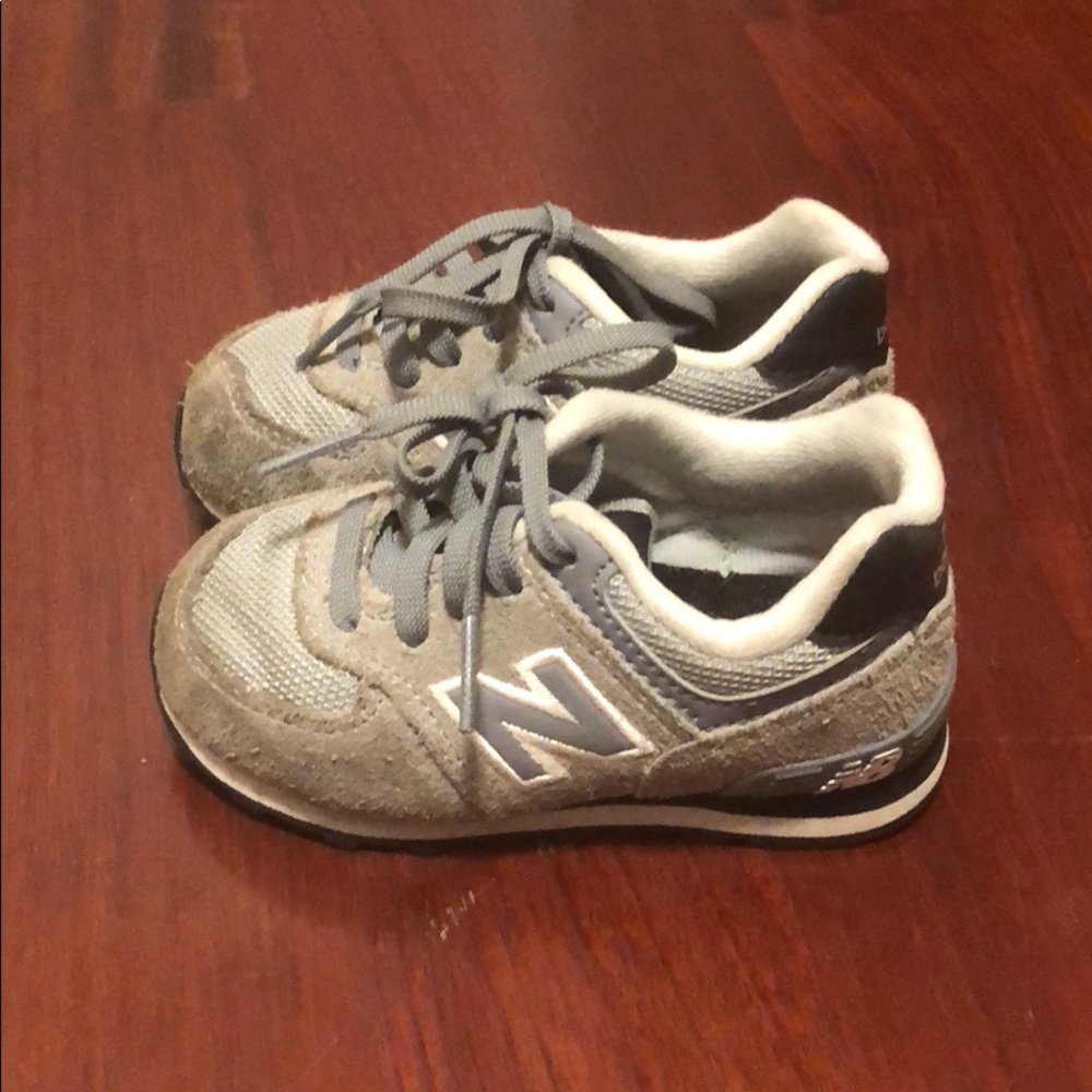 New Balance 574 sneakers